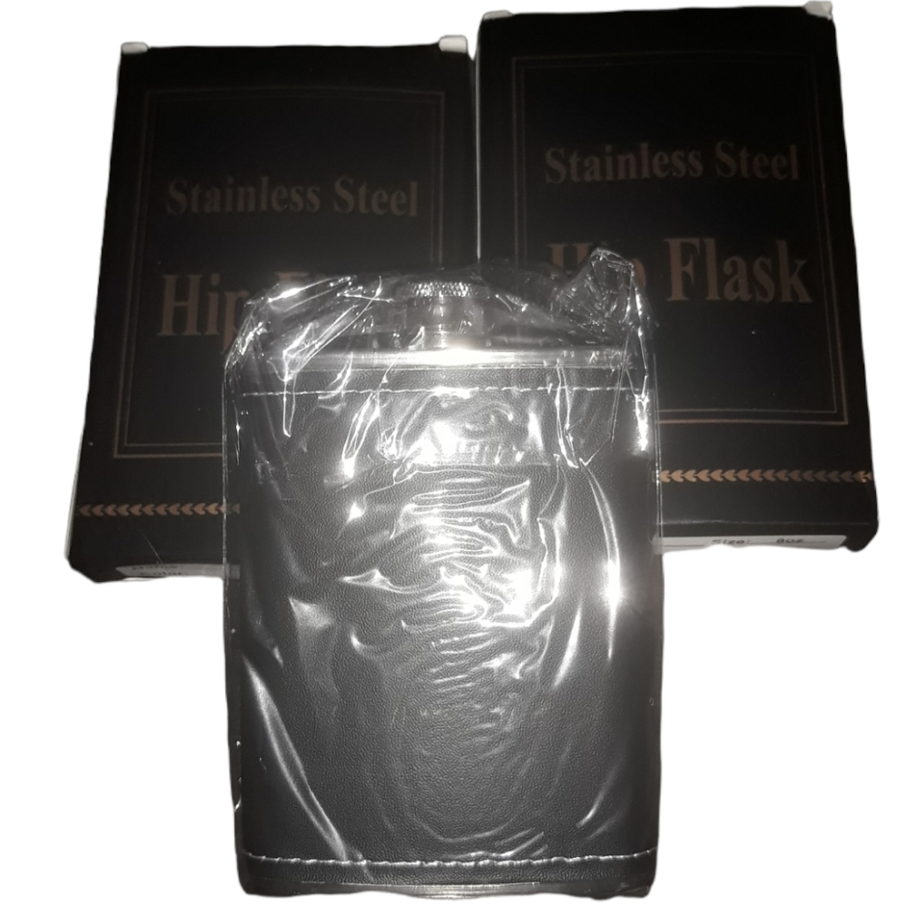 Set of 3 hip flasks